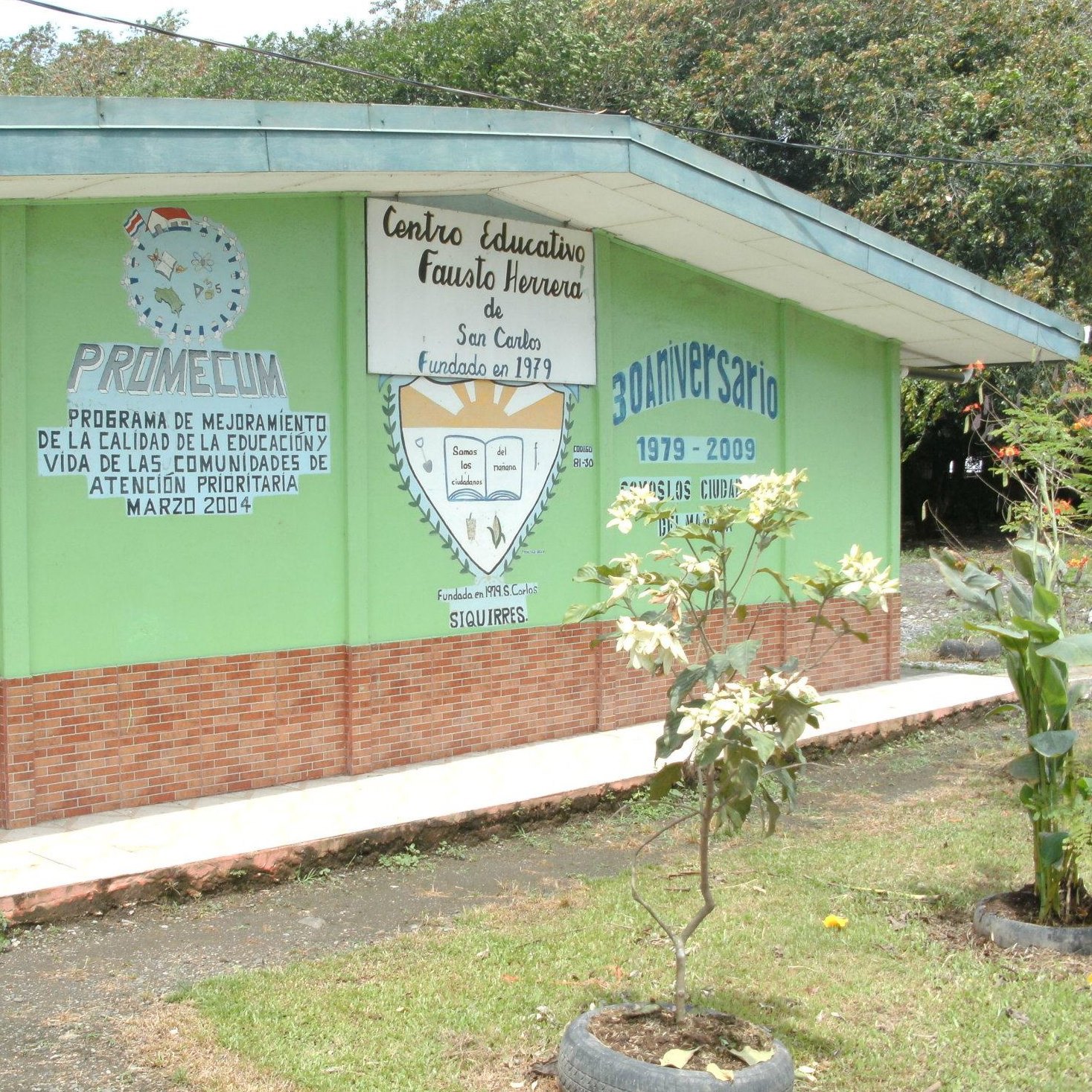 Escuela Fausto Herrera